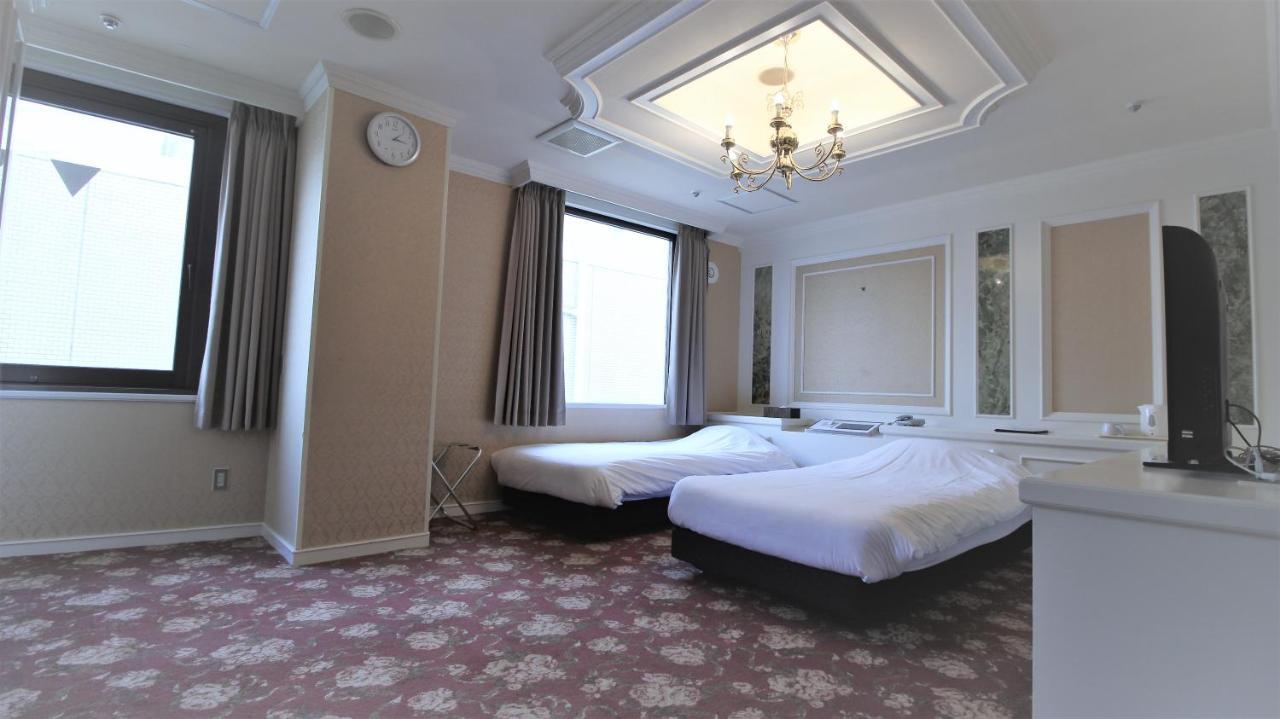 Royal Hotel Shinokubo Tokyo Exterior photo